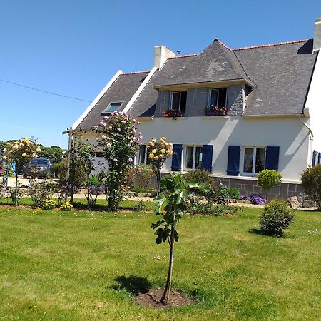 Bed and Breakfast Aux Volets Bleus Sibiril Екстер'єр фото